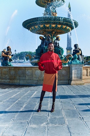 تعرفي إلى مجموعة سان لوران ريزورت 2026 الجريئة