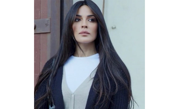هكذا تحصلين على ستايل نادين نسيب نجيم الكلاسيكي الأنيق في مسلسل طريق