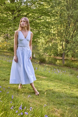 سانتولينا في الإمارات: بداية أنيقة بتوقيع إيطالي