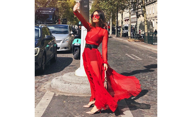 زويا صقر وعلا فرحات ولانا الساحلي: جميلات الإنستقرام العربيات متألّقات في شوارع باريس