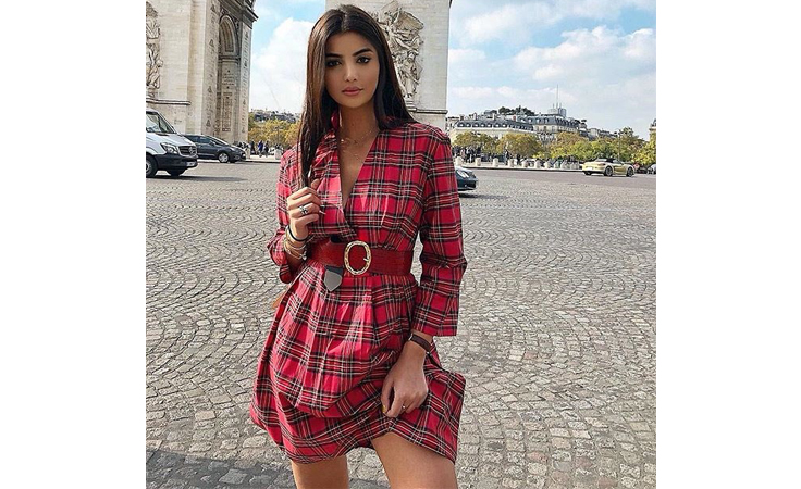 زويا صقر وعلا فرحات ولانا الساحلي: جميلات الإنستقرام العربيات متألّقات في شوارع باريس