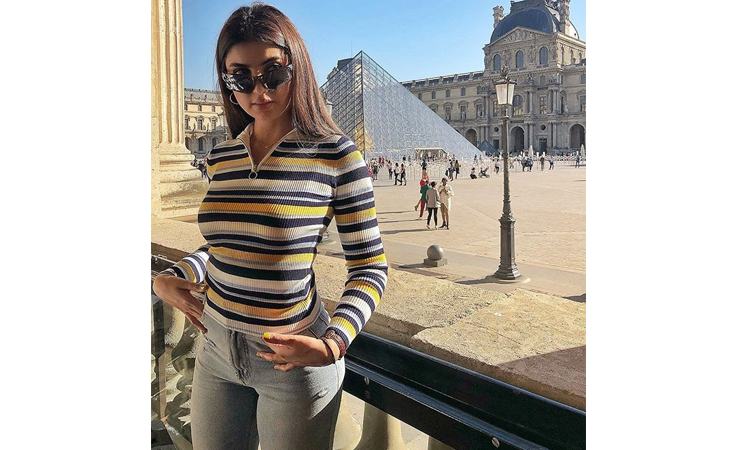 زويا صقر وعلا فرحات ولانا الساحلي: جميلات الإنستقرام العربيات متألّقات في شوارع باريس