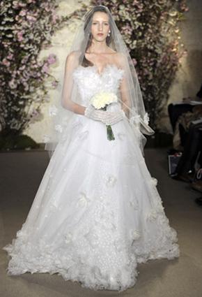 أجمل 20 فستان فرح لربيع وصيف 2012 لكل الأذواق