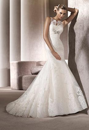 أجمل 20 فستان فرح لربيع وصيف 2012 لكل الأذواق