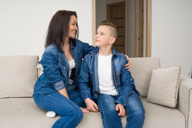 4 نصائح تساعدك في التعامل مع المراهق بنجاح