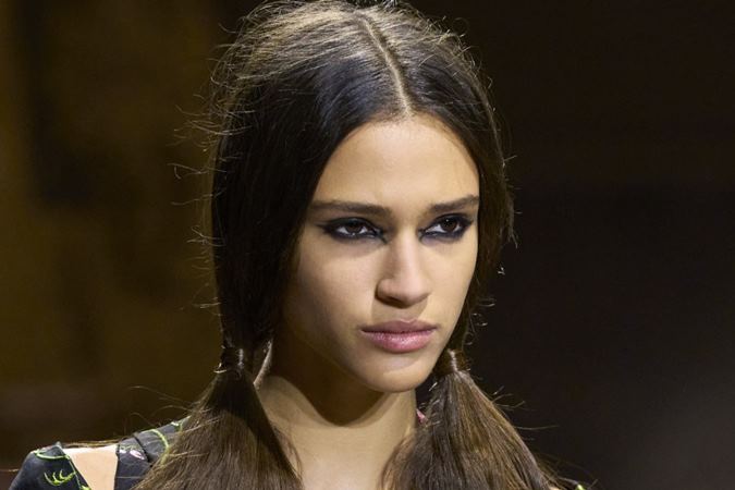 أهم ترشيحات الخبراء لاتجاهات الجمال من شهر الموضة العالمي