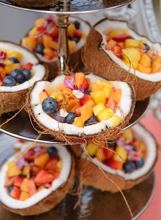 اختاري أصناف حلويات تنعش ضيوف حفل زفافك الصيفي