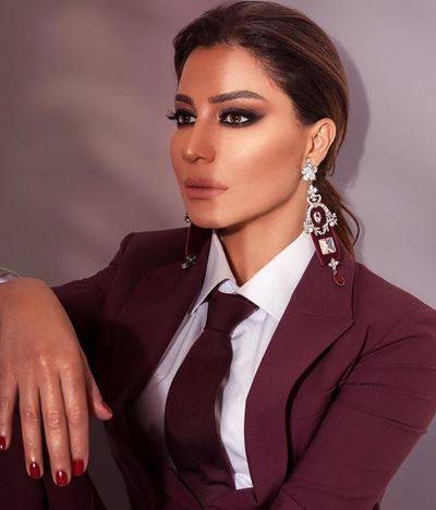 بسمة وهبة تدعم آن الرفاعي: فيه ستات 