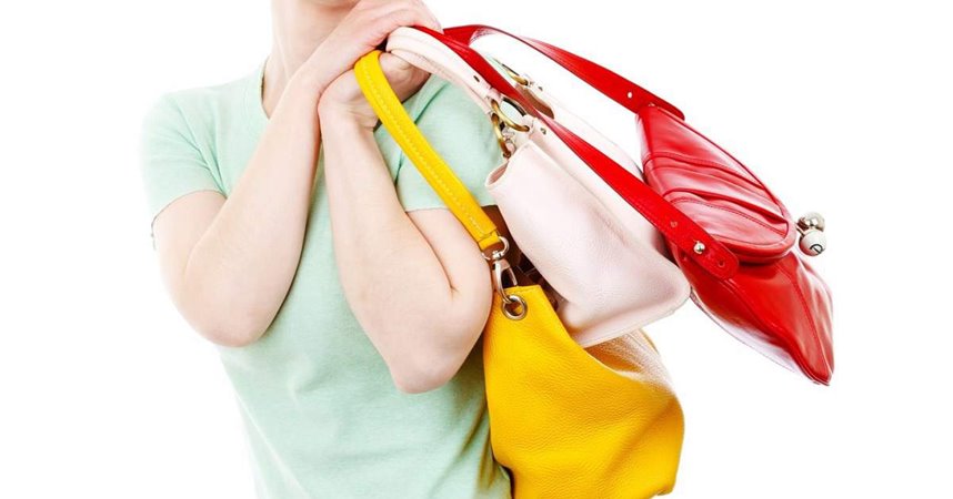 كبرى علامات الأزياء تقدم لك حقيبتك الأنيقة والمتميزة هذا الصيف