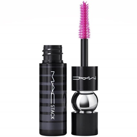 LOOKFANTASTIC تضع مستحضرات التجميل المناسبة للعطلات بين يديك