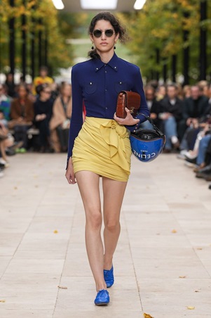 مايكل رايدر يرسّخ هوية سيلين في عرض ربيع وصيف 2026