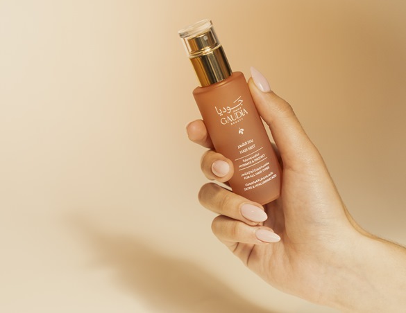 Gaudia Hair Mist: سر العناية الفاخرة لشعرك في صيف الخليج