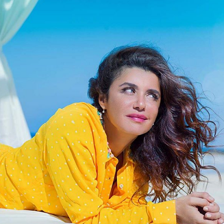 صورة تفضح علاقة غادة عادل وزوجها