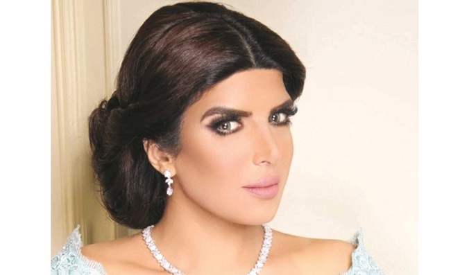 كيف أطلّت غدير السبتي في أوّل ظهور بعد وفاة شقيقها؟