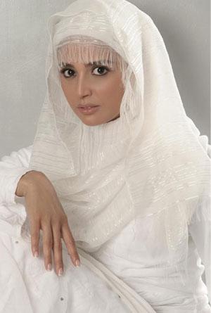 شاهدي صور النجمات بالحجاب