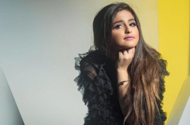 بالفيديو.. وصلة غناء تجمع حلا الترك وشقيقها