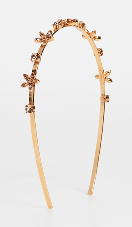 أحدث الاكسسوارات الذهبية لشعرك