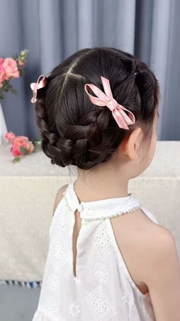 استوحي تسريحات شعر بنات مناسبة للمدرسة