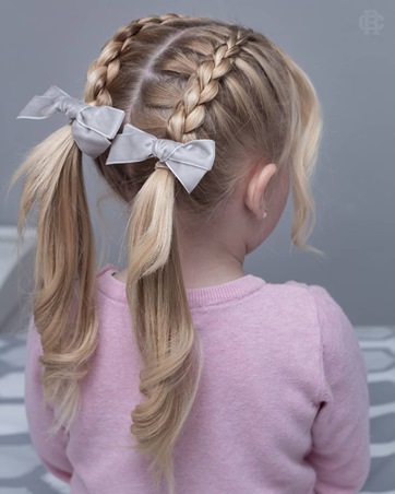 استوحي تسريحات شعر بنات مناسبة للمدرسة