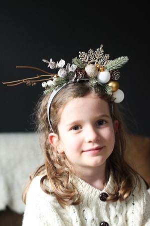 أفكار لإكسسوارات شعر ابنتك في الاحتفالات بالعام الجديد