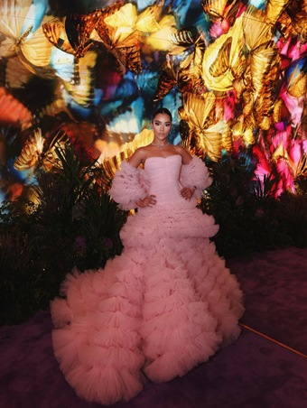 إليك أجمل إطلالات النجمات في حفل جوائز جوي 2026