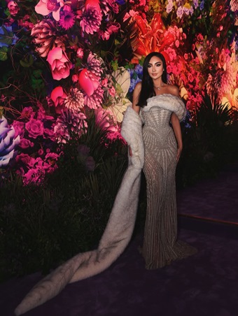 إليك أجمل إطلالات النجمات في حفل جوائز جوي 2026