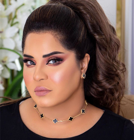 هيا الشعيبي تستقبل مولودها الخامس وترفض استقبال التهاني