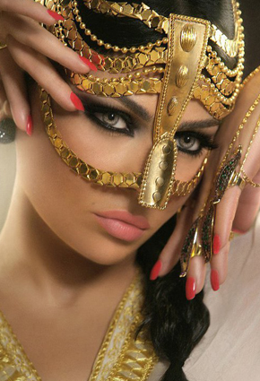 خبير التجميل وسيم مغبغب: هيفا وهبي حائرة 