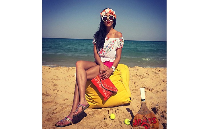 فاشونيستا مصرية تثير الجدل والانتقاد بسبب خطوبتها