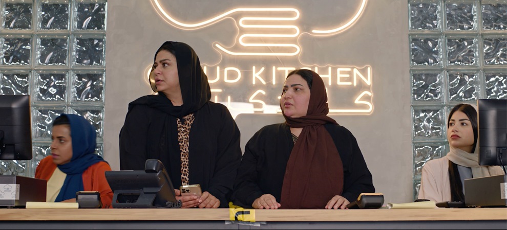 هبة حسين والعنود سعود من صديقتي طفولة إلى منافستين شرستين