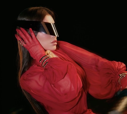 هيفاء وهبي المرأة الخارقة