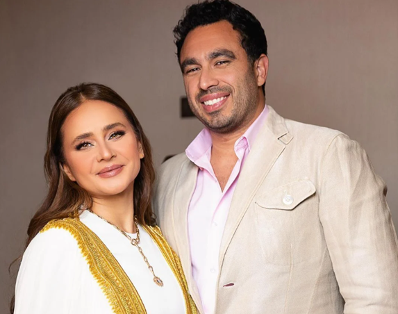 طليق نيللي كريم يشتكي تقييدها لمواهبه