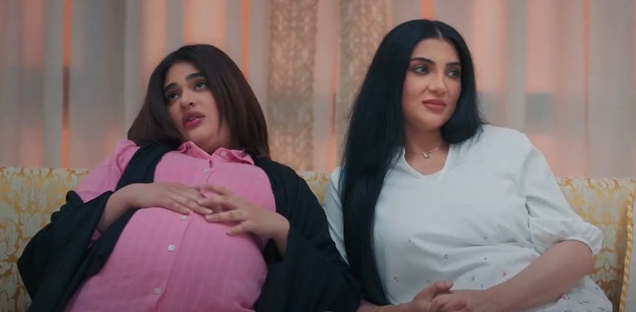 إلهام الفضالة أم متسلطة على أبنائها وزوجاتهم