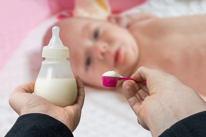 5 معلومات خاطئة عن الرضاعة الصناعية.. لا تصدقيها