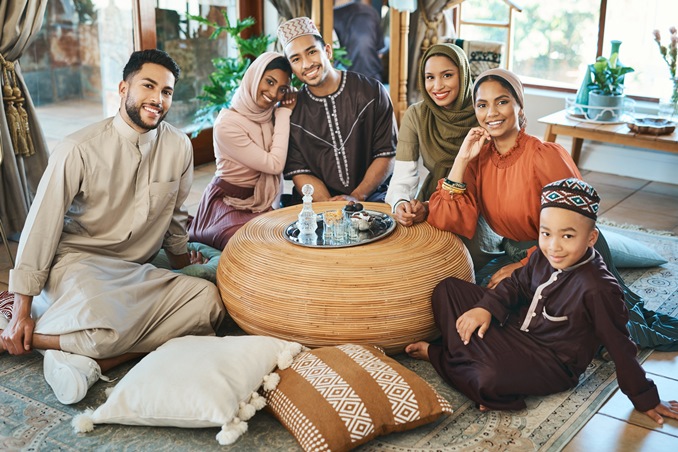 6 نصائح ذهبية لتحويل منزلك إلى مساحة تشجع على التواصل والألفة والضيافة الراقية في العيد