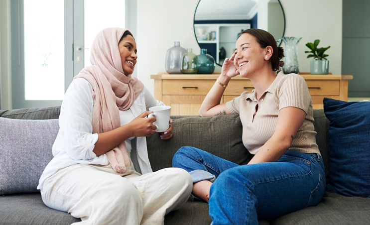 6 نصائح ذهبية لتحويل منزلك إلى مساحة تشجع على التواصل والألفة والضيافة الراقية في العيد