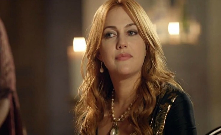 بالفيديو: السلطانة «هويام» ترقص بطريقة غريبة ... ومضحكة