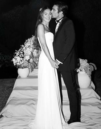 إبراهيم تشيليكول يهدي جائزته الدولية الأولى لزوجته