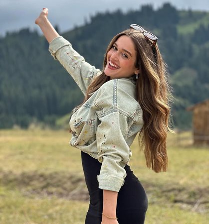 نور إيهاب تنفصل عن خطيبها