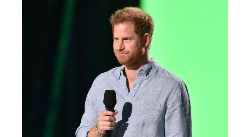 ضربة جديدة وغير متوقعة من العائلة المالكة البريطانية تجاه الأمير هاري