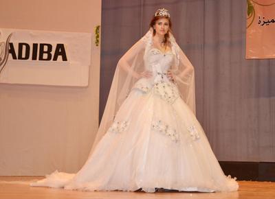 أديبا المحبوب لـ«نواعم»: فساتين الزفاف في الخليج فخمة