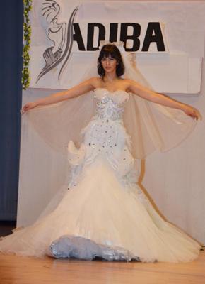 أديبا المحبوب لـ«نواعم»: فساتين الزفاف في الخليج فخمة