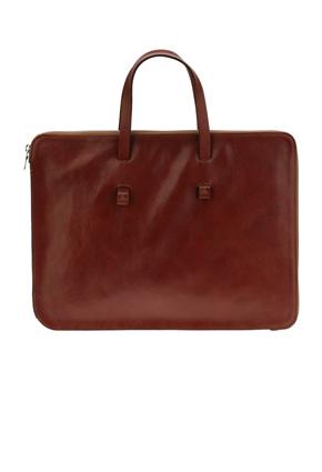 لويز ضومط: للمصمّمين الخليجيين لمسة مميزة من الحضارة الشرق أوسطية 