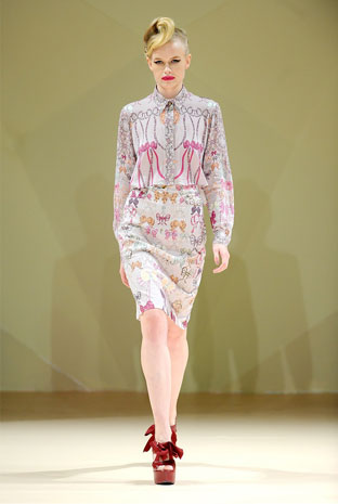 المصمّمة لمياء السديري لنواعم: نظرة المجتمع السعودي للمرأة تغيرت أخيرًا