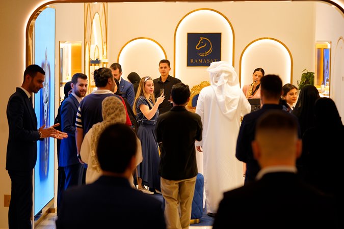 لكل عطر حكاية في بوتيك رمسات الجديد في دبي مول