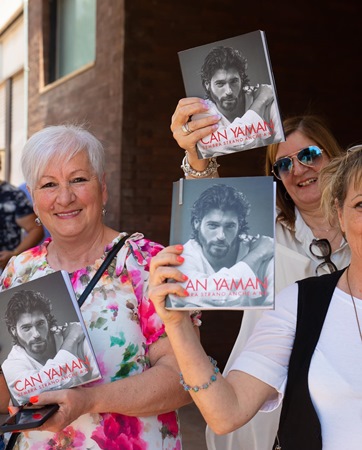 جان يامان يواصل دوره الإنساني ويغيب عن تركيا