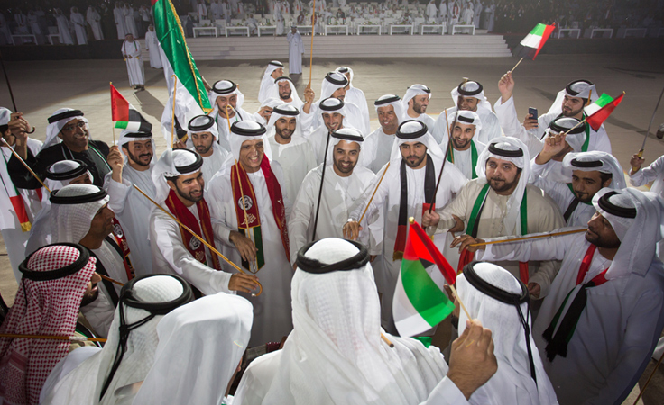 حسين الجسمي يجول الإمارات محتفلاً باليوم الوطني