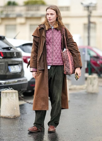 وداعاً للجينز: اكتشفي البدائل الأكثر أناقة هذا الموسم