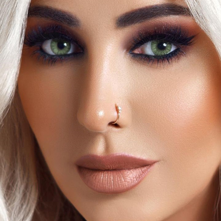 جويل ماردينيان تطلق علامتها للعدسات اللاصقة: Eye Candy تحمل رسائل تمكينية للمرأة