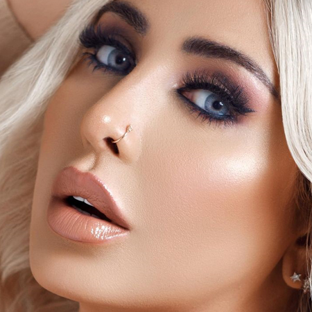 جويل ماردينيان تطلق علامتها للعدسات اللاصقة: Eye Candy تحمل رسائل تمكينية للمرأة